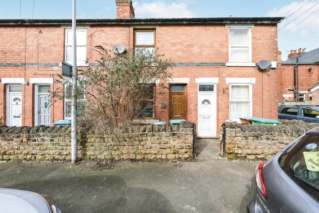 Main image of property: Chatsworth Avenue, Nottingham, Nottinghamshire, NG7