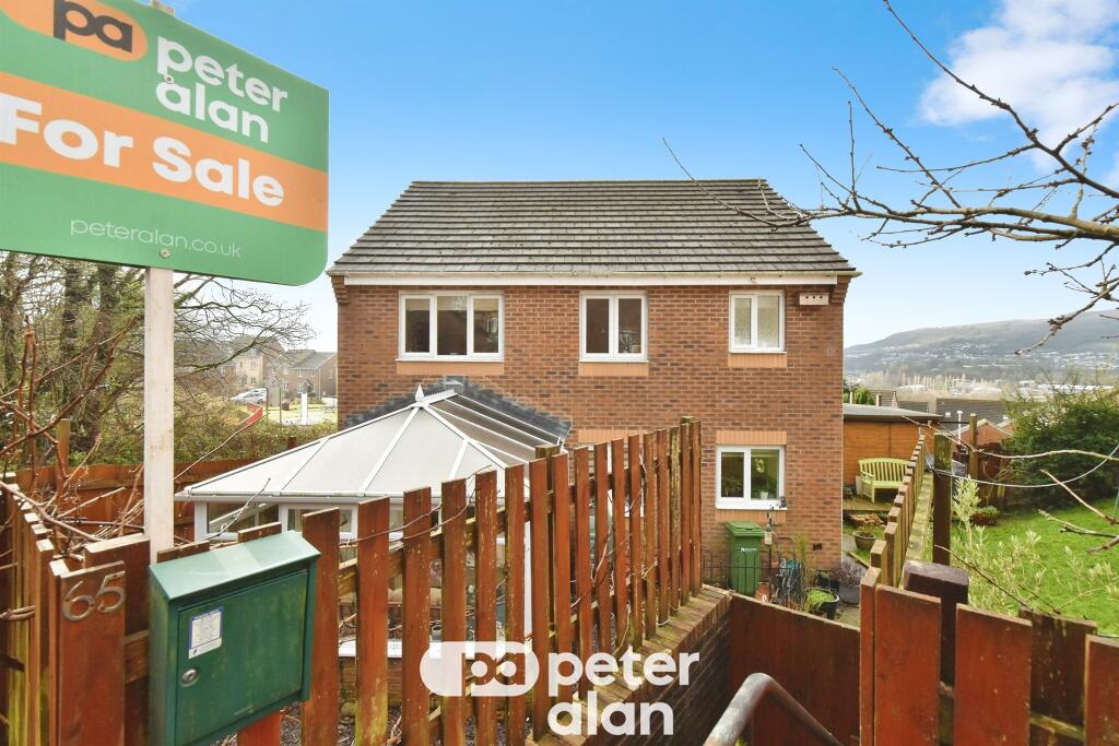 Main image of property: Glas Y Gors, Aberdare