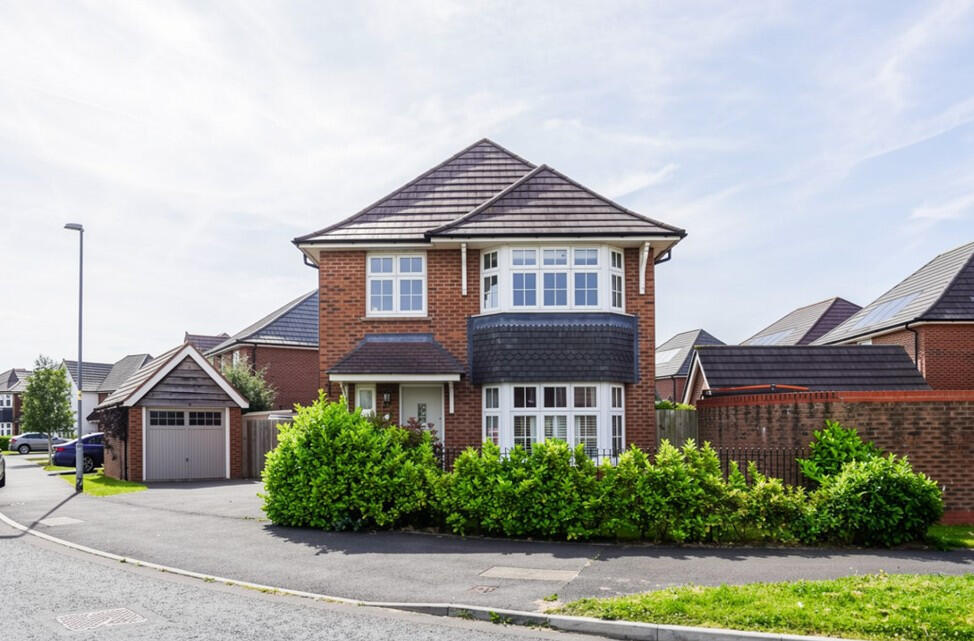 4-bed detached on Mary Rose Drive,  Higher Bartle, PR4, £325,000