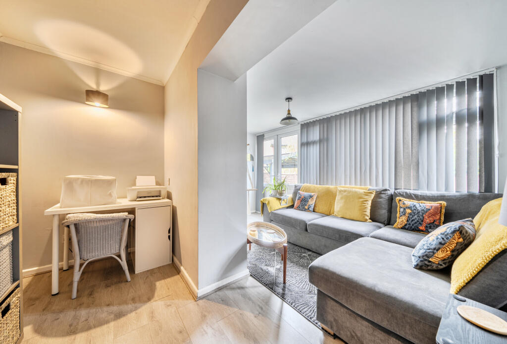 Main image of property: Fairmile Road, Tunbridge Wells, Kent, TN2