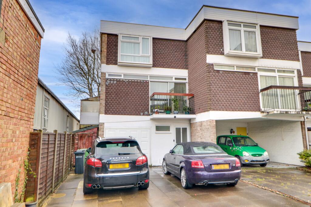 Main image of property: Ravenswood Gardens, Southsea