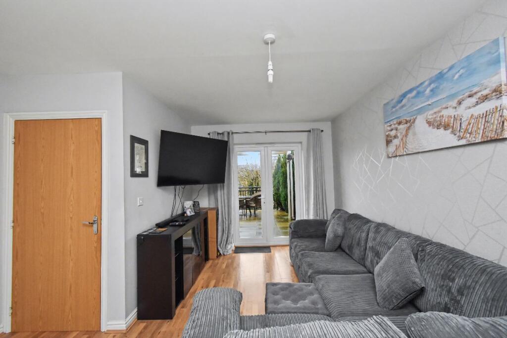 Hillside Drive, Okehampton photo 3