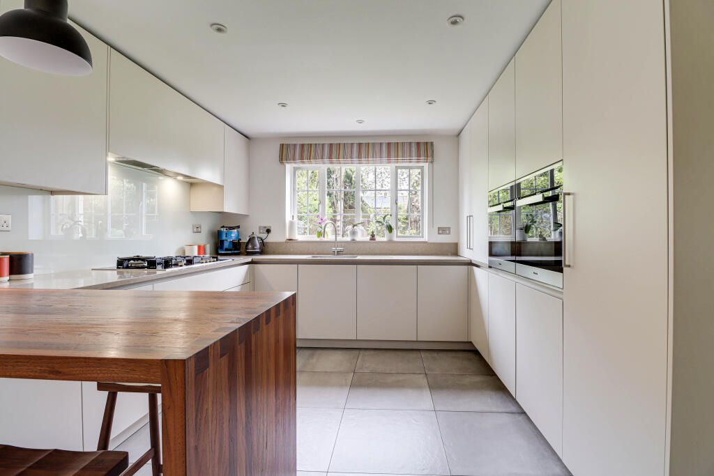 Additional image 7 of Kensington Close, St Albans, AL1