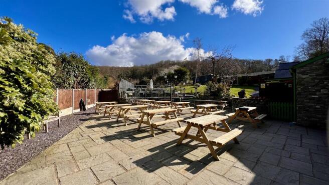 BEER GARDEN