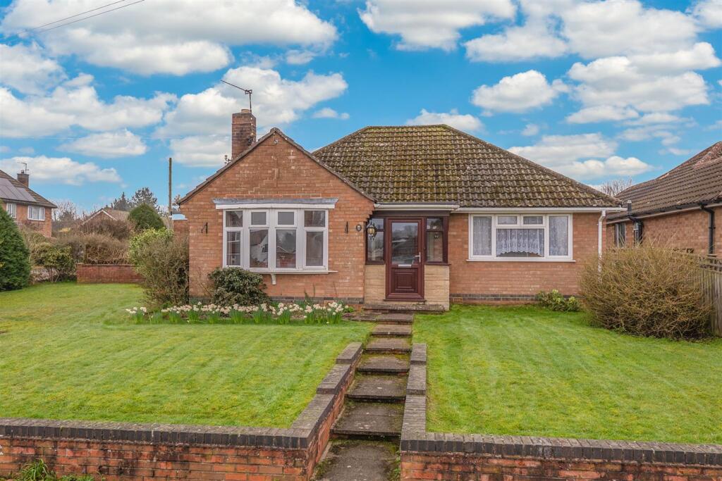 Main image of property: Glebe Road, Claverdon, Warwick