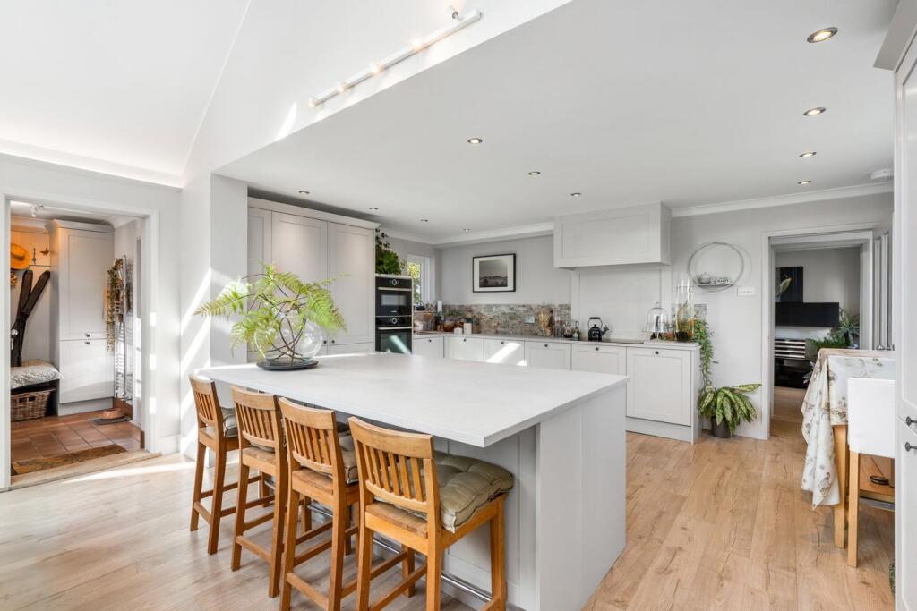House in Brighton - View 3