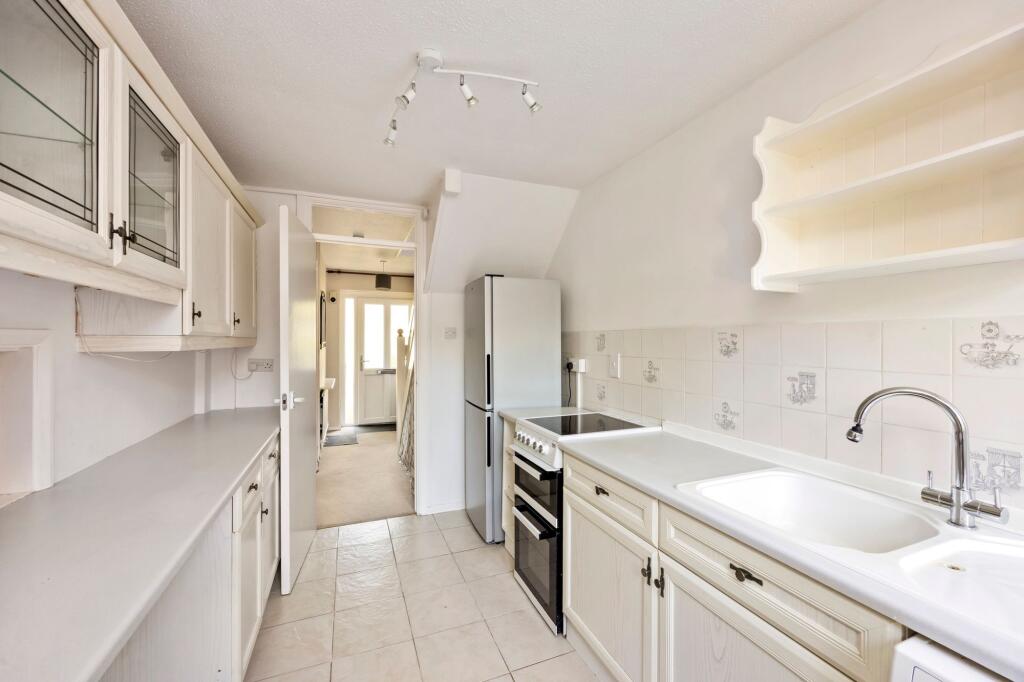 House in Redhill - View 4