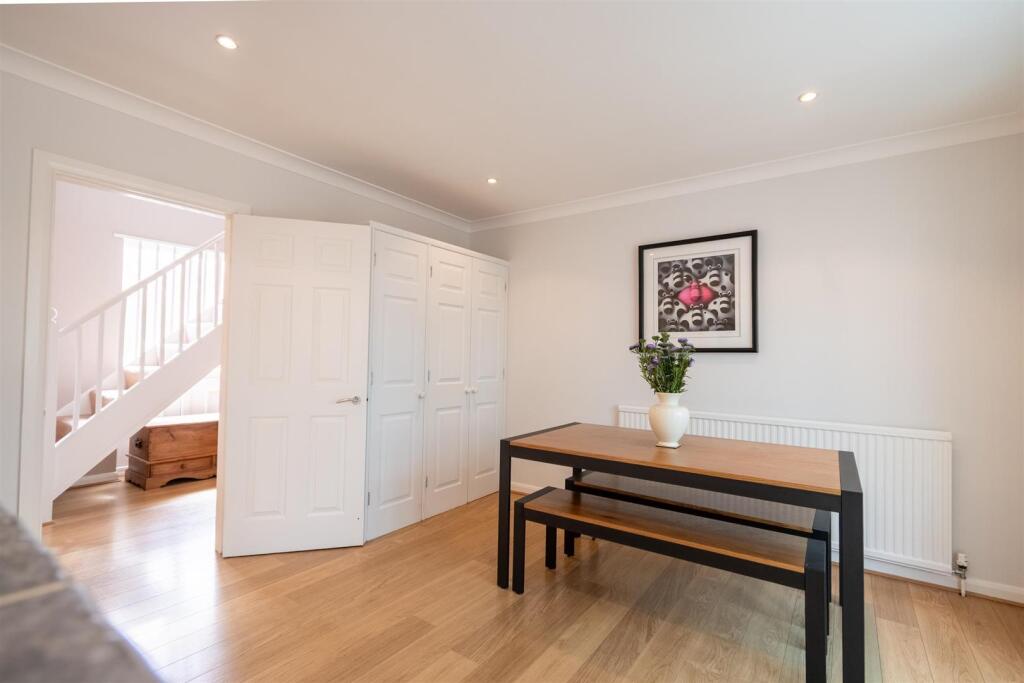 House in South Kesteven, West Deeping - View 4