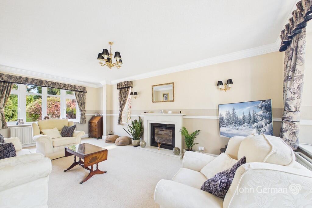 House in Stoke-on-Trent - View 2