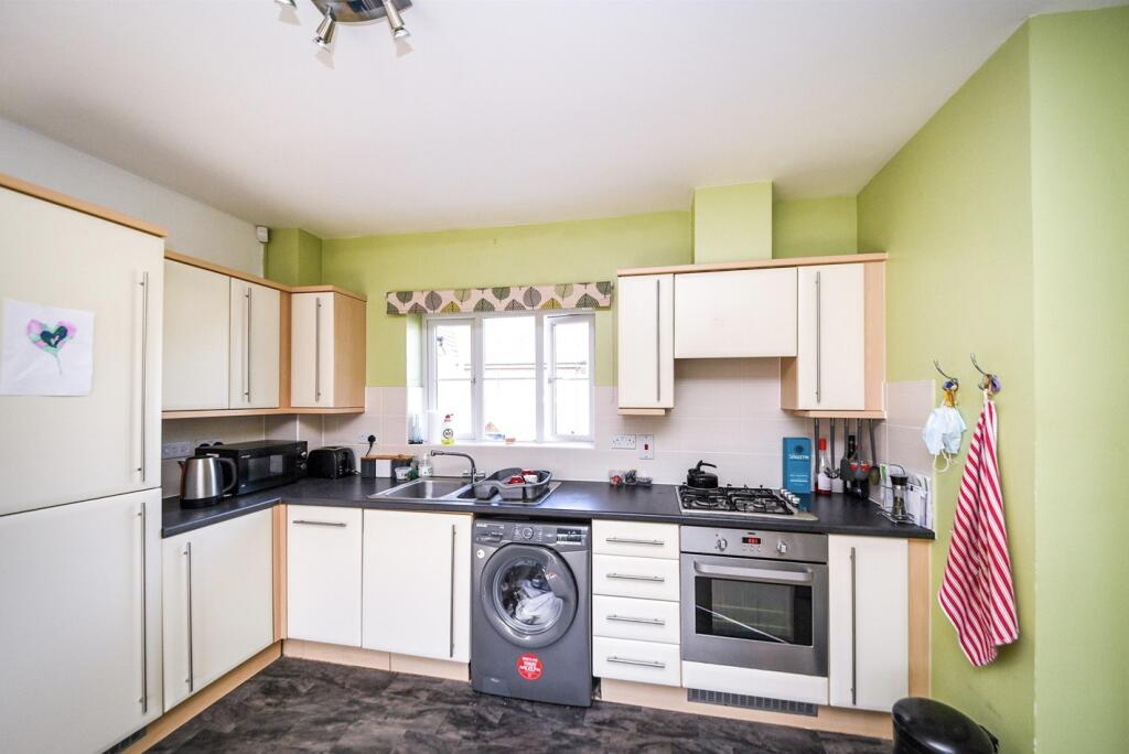 House in Peterborough - View 4