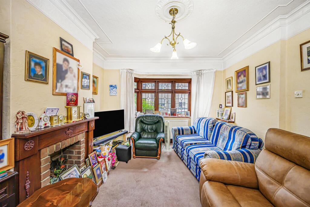Percival Road, Hornchurch photo 3