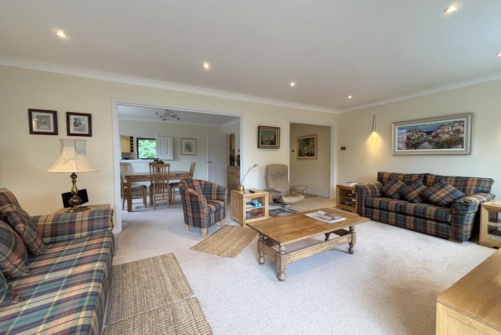 Apartment in Poole - View 3