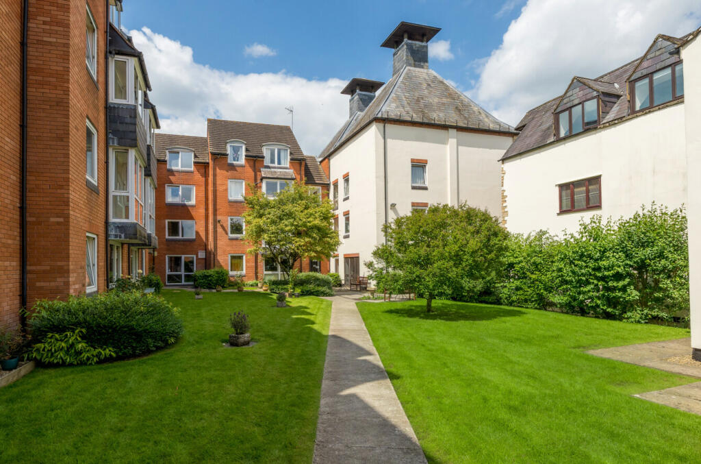 Main image of property: Ashcroft Gardens, Cirencester, Gloucestershire, GL7