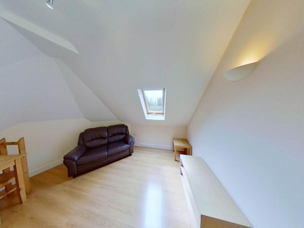 Apartment in Cardiff - More