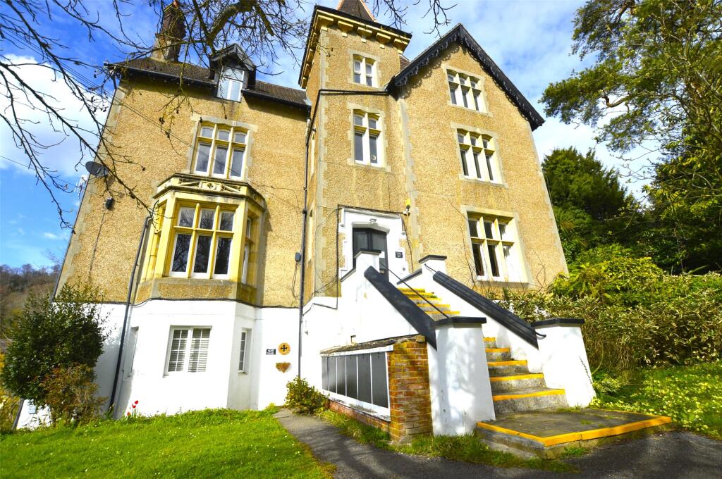 Main image of property: Raglan Road, Reigate, Surrey, RH2