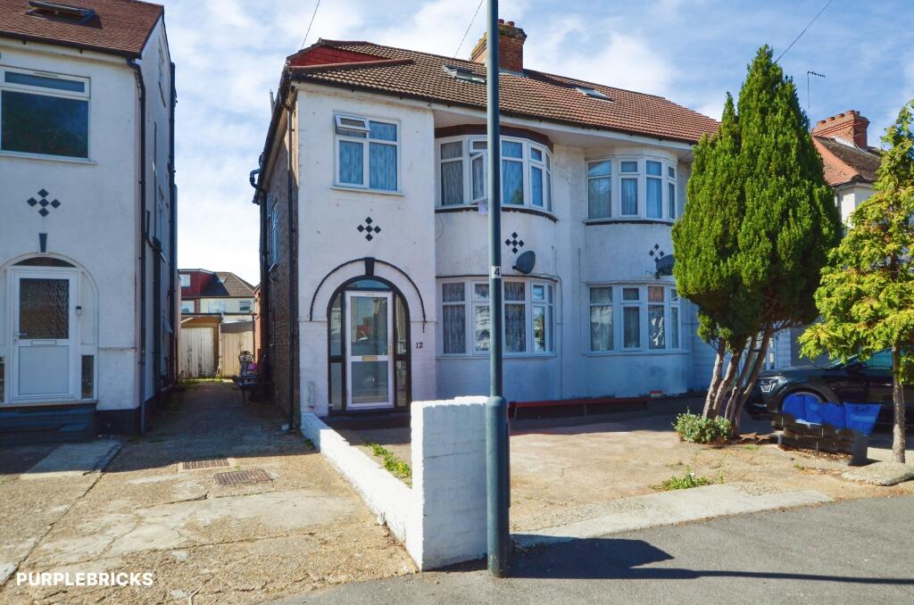 House in London - View 2