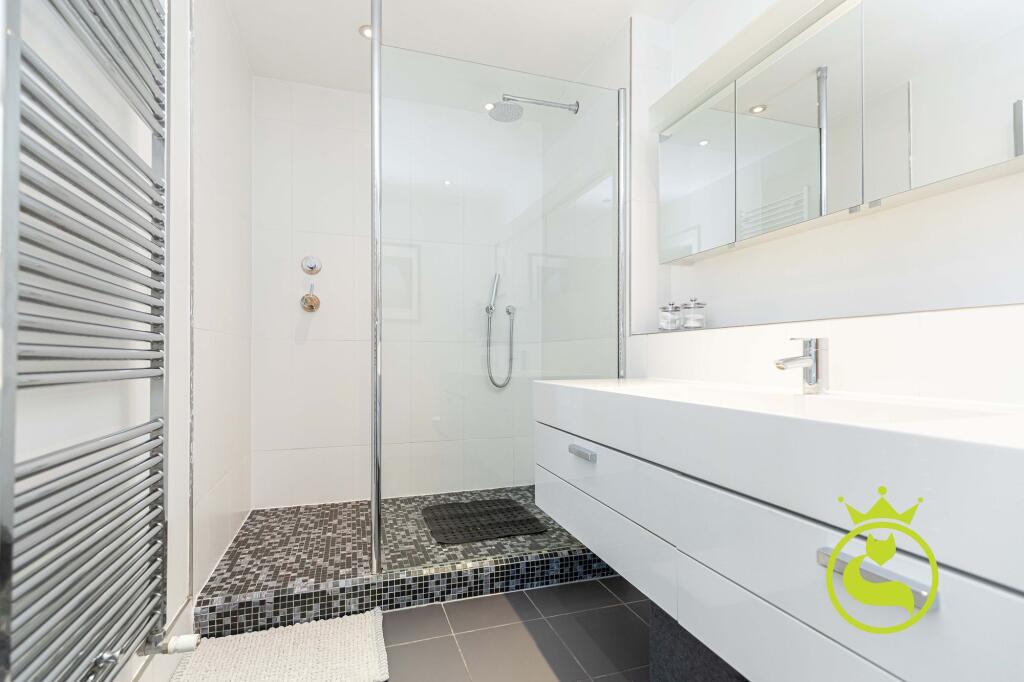 Additional image 17 of PANORAMIC VIEWS OF POOLE HARBOUR - Brownsea View Avenue, Lilliput, Poole BH14