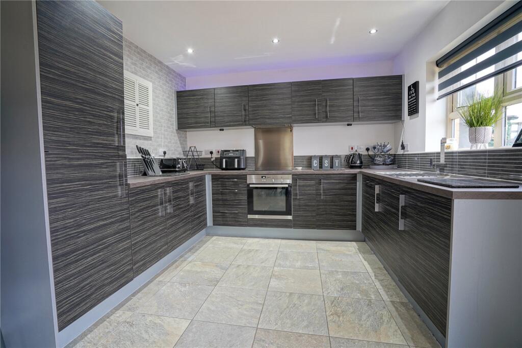 Melhaven Way, Wickersley, Rotherham, South Yorkshire, S66 - View 6