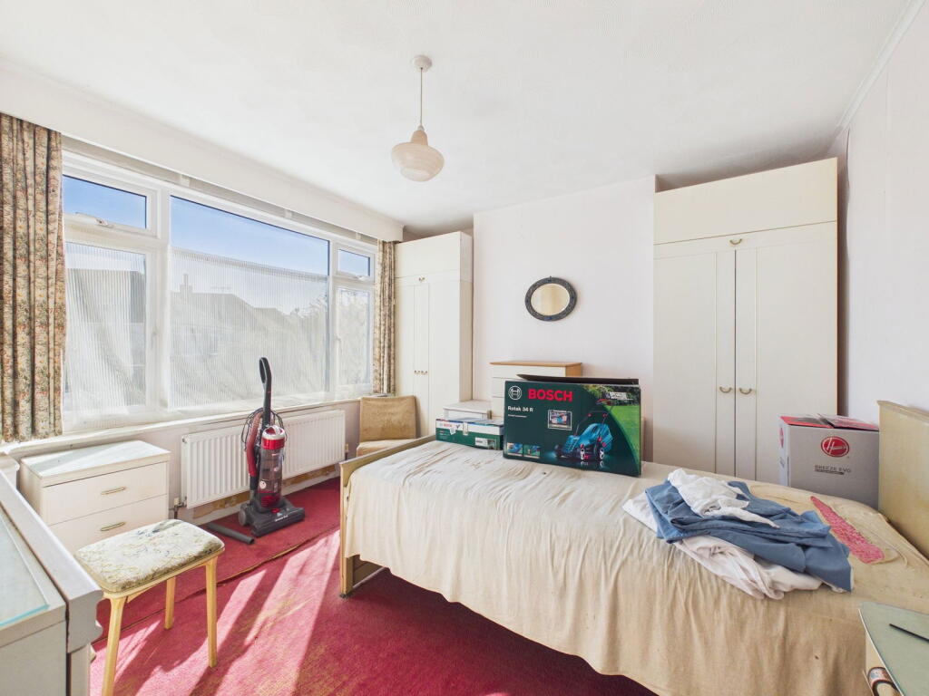 Keymer Crescent, Goring-by-Sea, Worthing, BN12 - View 3