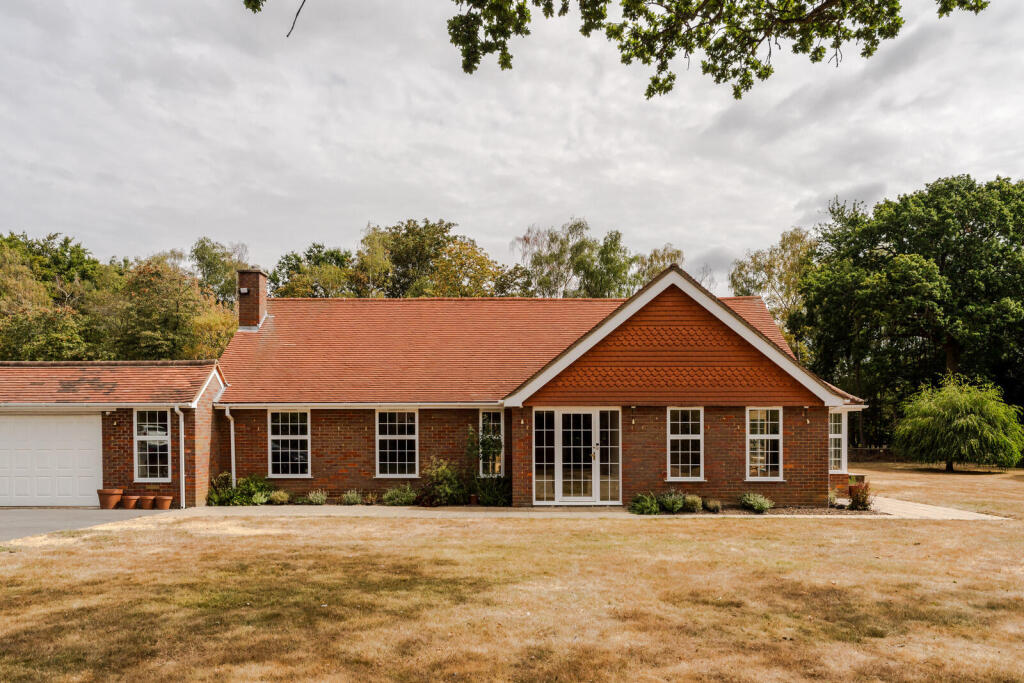 House in Jordans, Chalfont St Giles - View 2