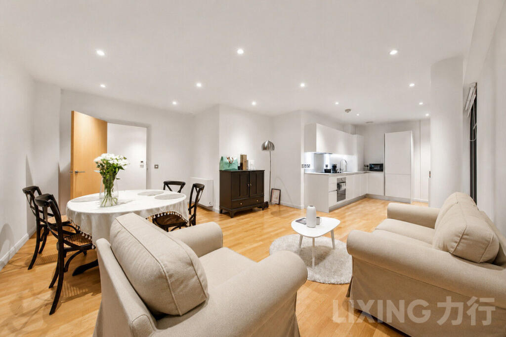 Apartment in London - View 5