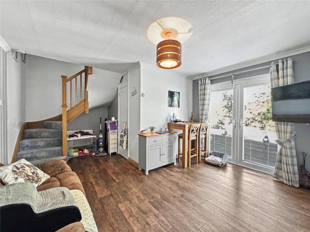 House in Gillingham, Wigmore - More