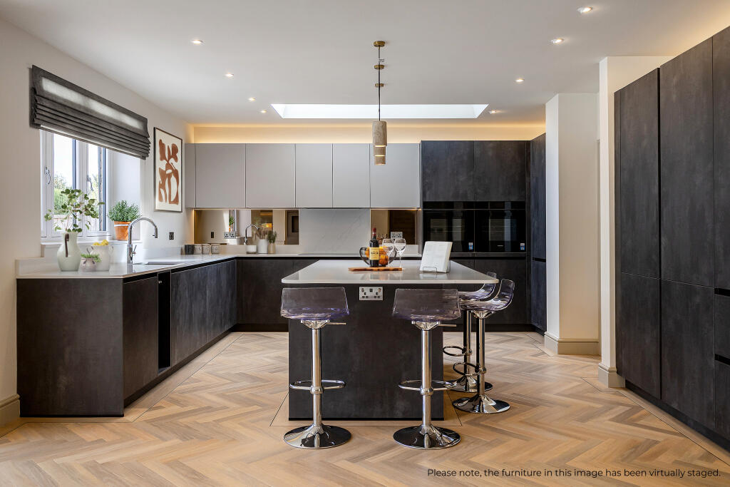 House in Harpenden, Roundwood - View 4