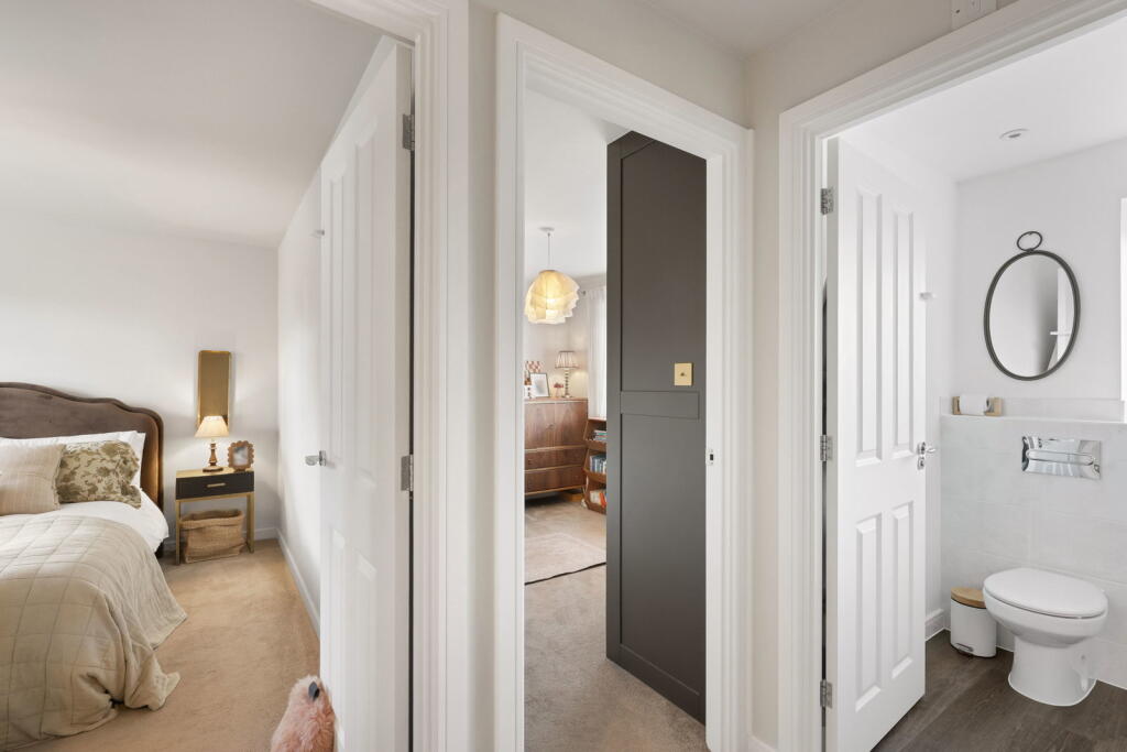 House in Colchester, Fox Street, Ardleigh - More