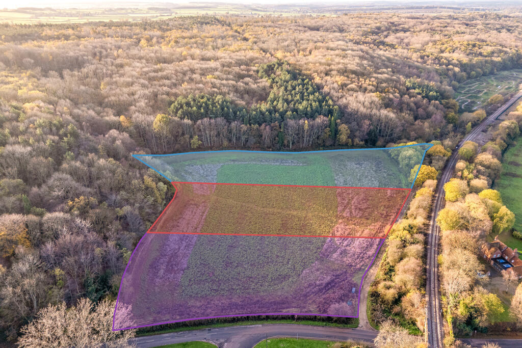 2.46 Hectare (6.11 Acre) Field At Kirton, Ollerton, Nottinghamshire, NG22 9LB - View 2
