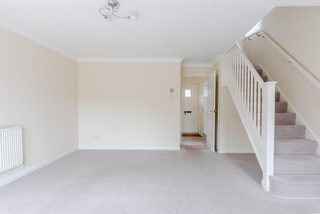 House in Bristol, Bradley Stoke - View 3