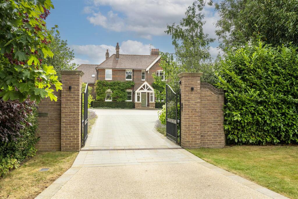 Hatching Green, Harpenden