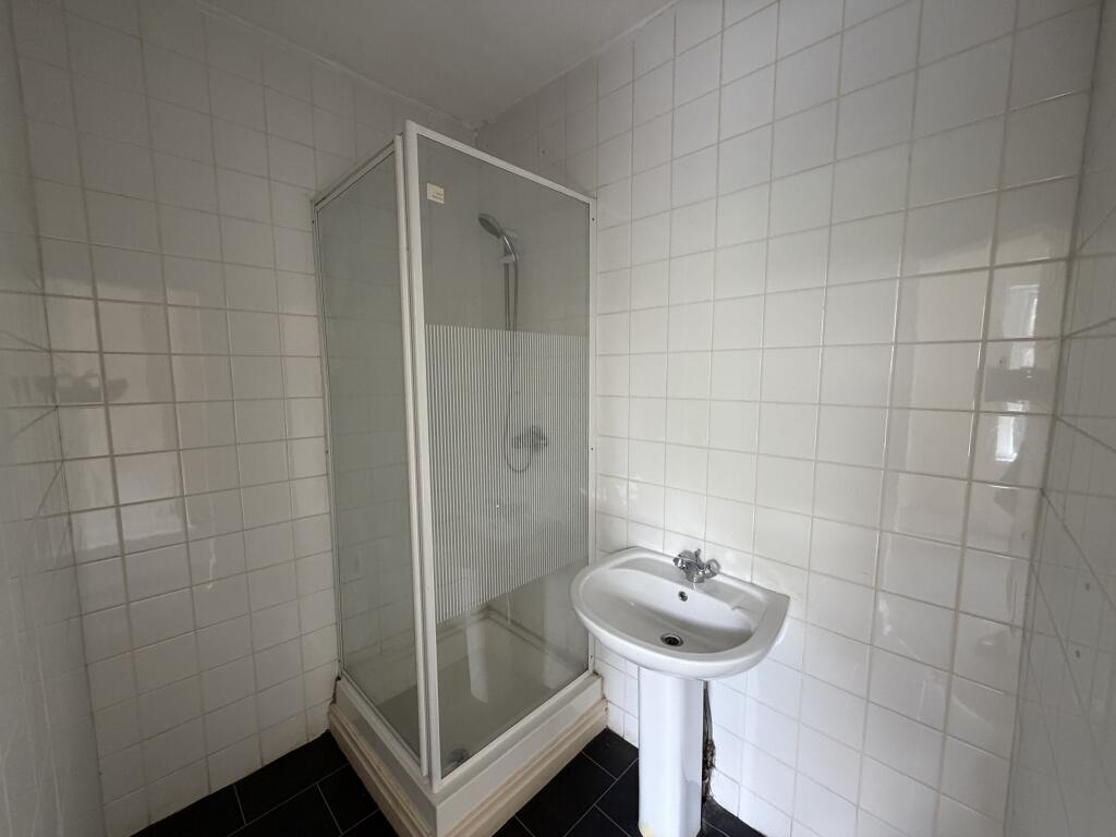 23 Crab Lane, Manchester, M9 8NB photo 5