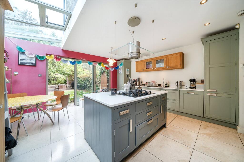 House in London - View 4
