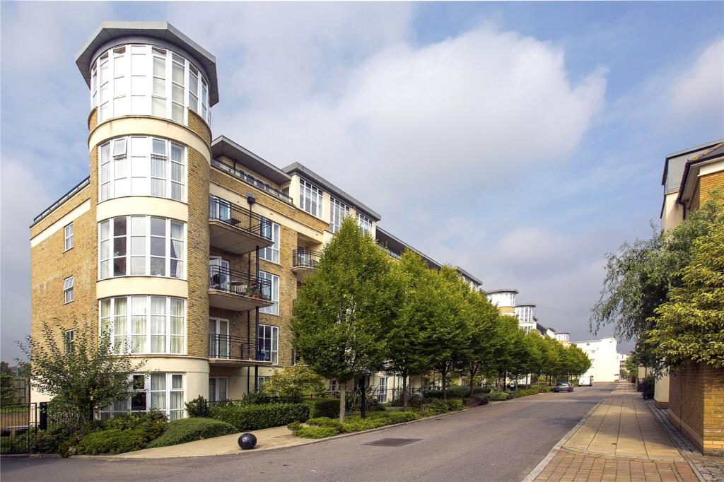 Main image of property: Melliss Avenue, Kew, Richmond, Surrey, TW9