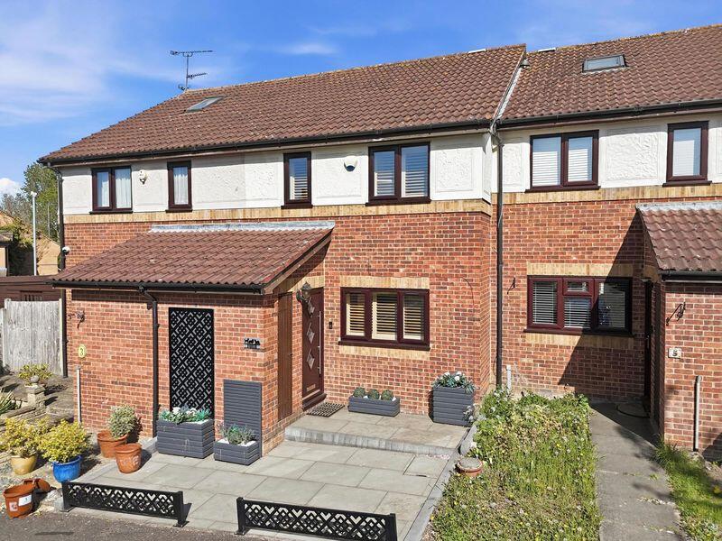 Main image of property: Old Oaks, Waltham Abbey