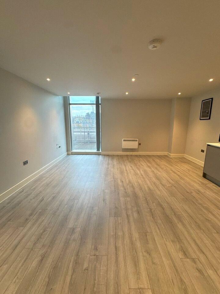 Main image of property: No1 Thames Valley, Wokingham Road, Bracknell, Berkshire, RG42