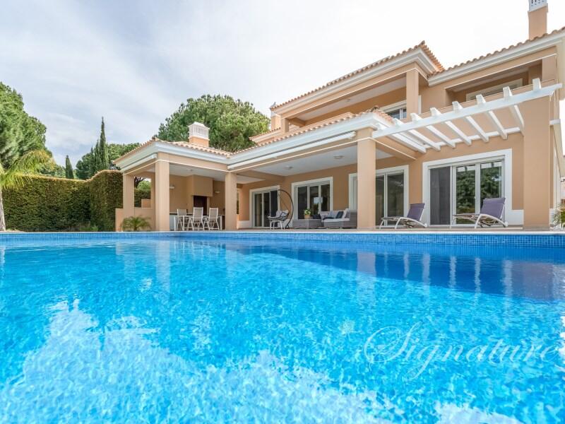 Main image of property: Algarve, Quarteira