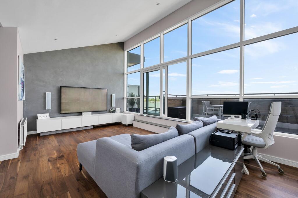 Main image of property: Argyll Road, London, SE18