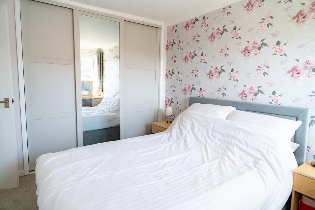 House in Gosport, Lee-on-the-Solent - View 5