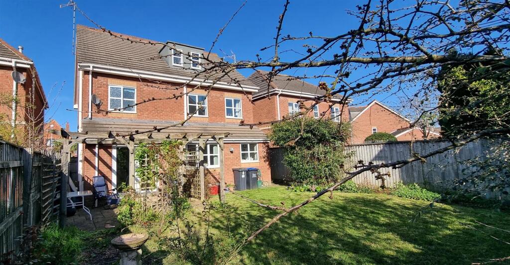 Juliet Drive, Heathcote, Warwick photo 4