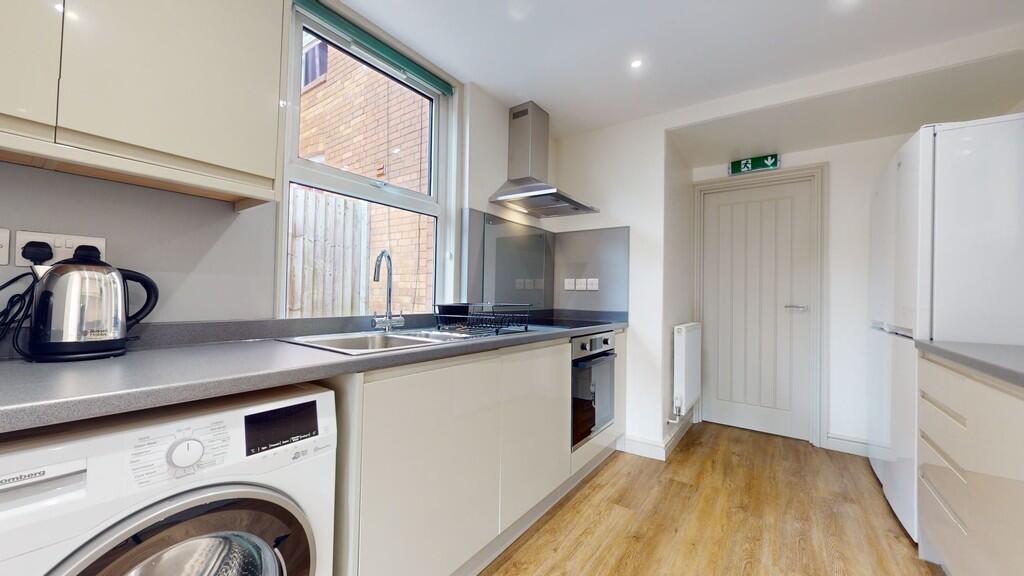 Additional image 10 of Crofton Park, Yeovil