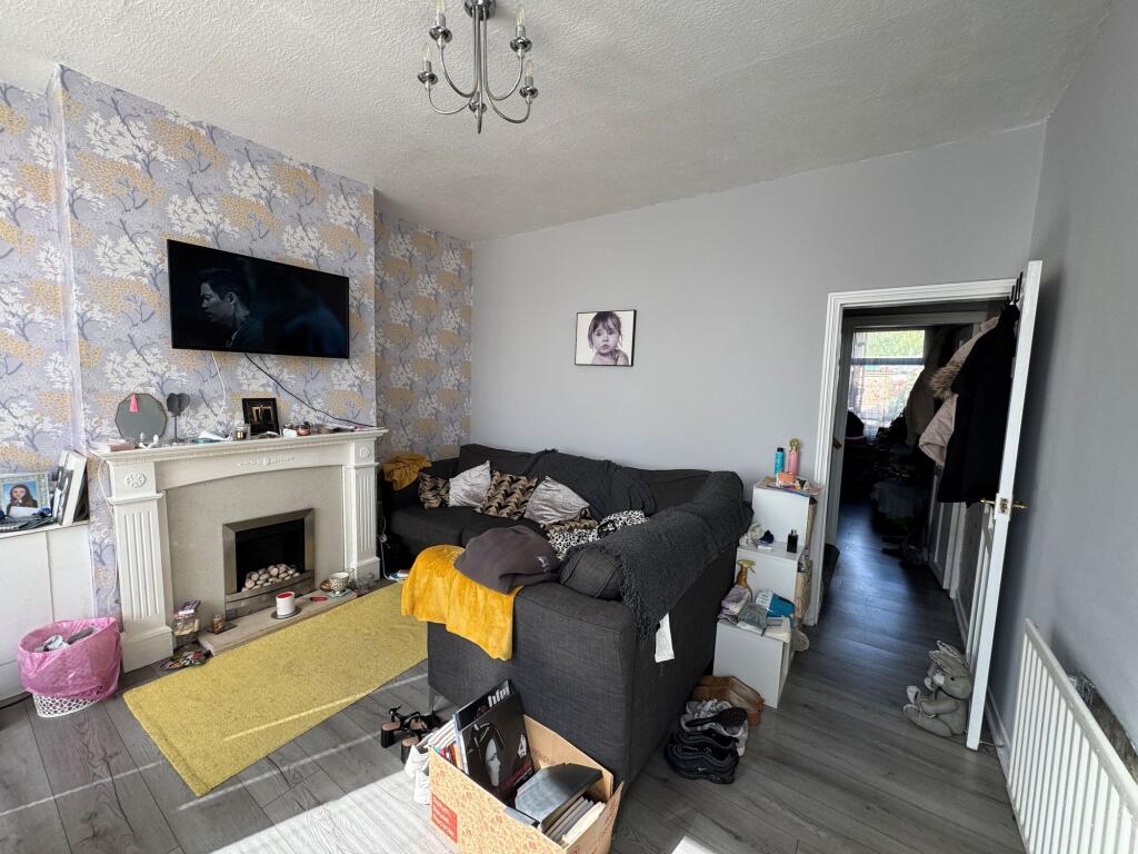 Terrace Road, Parkgate, S62 photo 5
