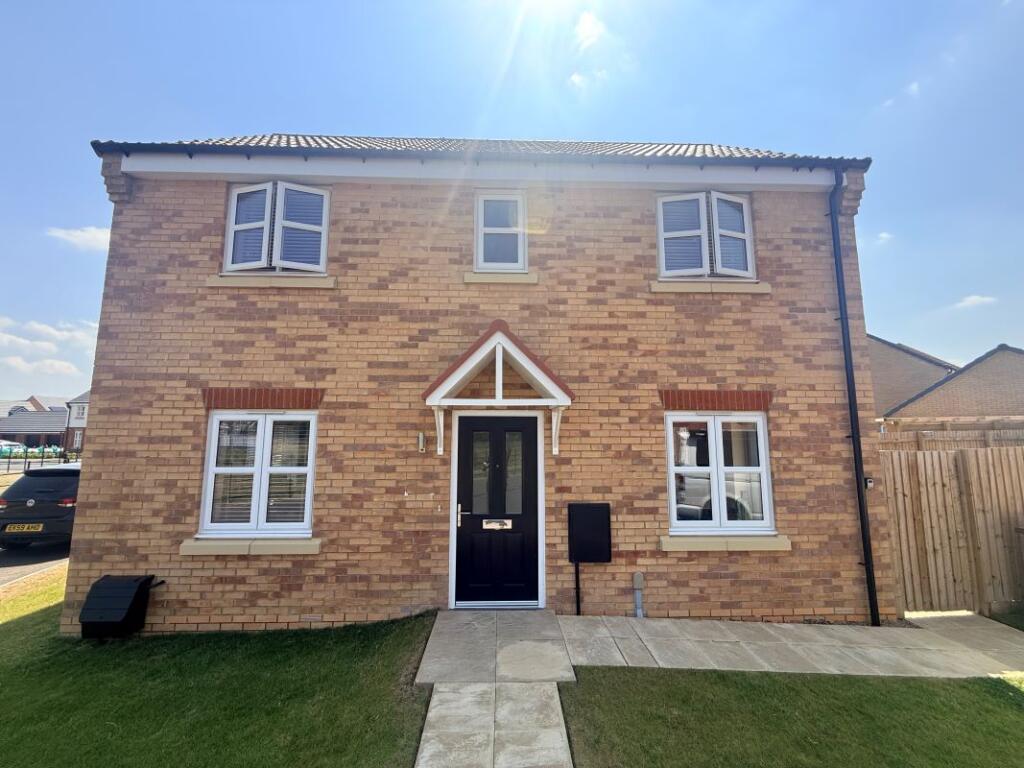 Main image of property: 1 Wigsley Way, Fernwood, Newark, Nottinghamshire, NG24 5AN