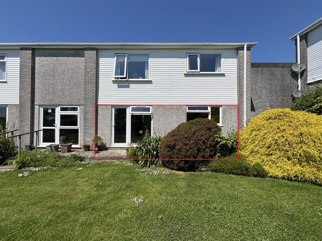 Main image of property: Penmere Court, Falmouth
