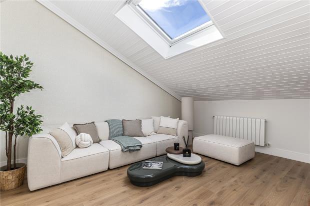 Main image of property: Cosy Penthouse In Justicia, Centro, Justicia