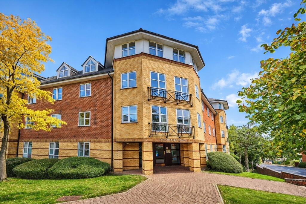 Main image of property: Dexter Close, St. Albans, Hertfordshire, AL1