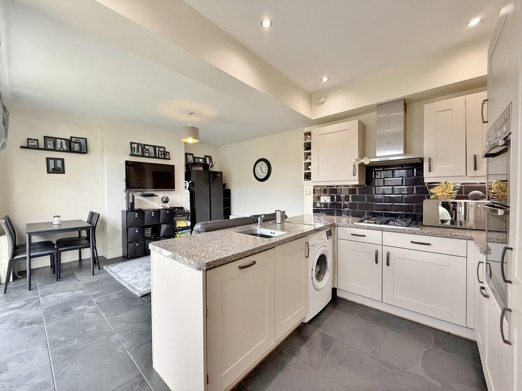 House in Portsmouth - View 2