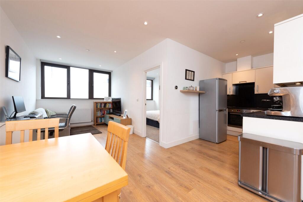 Main image of property: Streatham High Road, London, SW16