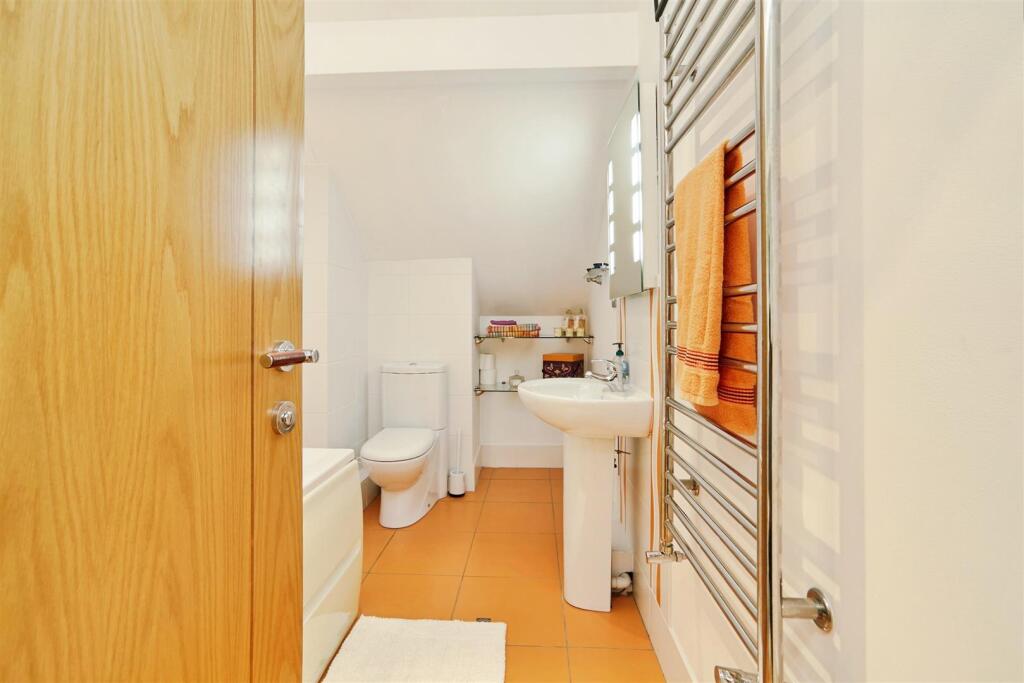 Additional image 21 of Ghyll Wood Drive, Bingley, BD16 1NF