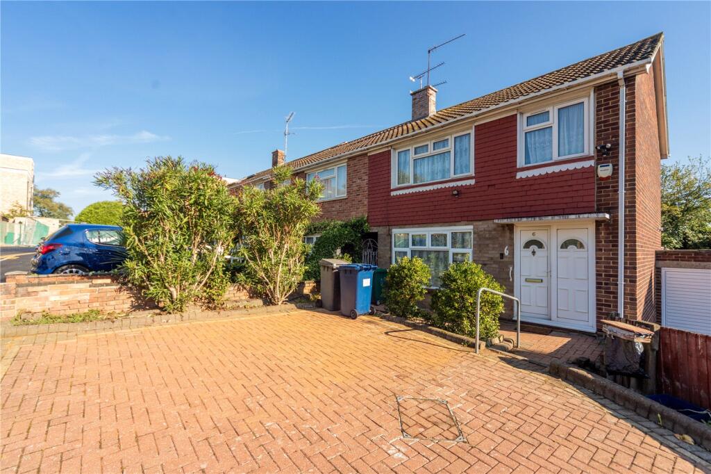 Main image of property: Martins Walk, London, N10